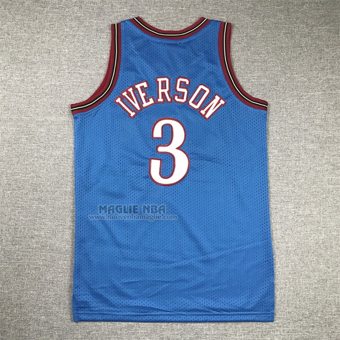 Maglia
 Allen Iverson NO 3 Bambino
 Philadelphia 76ers Mitchell & Ness 1999-00 Blu
